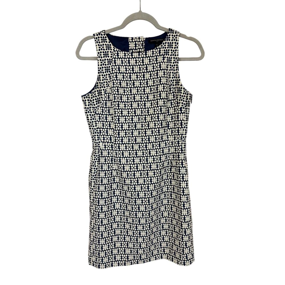 Banana Republic Petite Navy & White Jacquard Keyhole Dress Size 2P